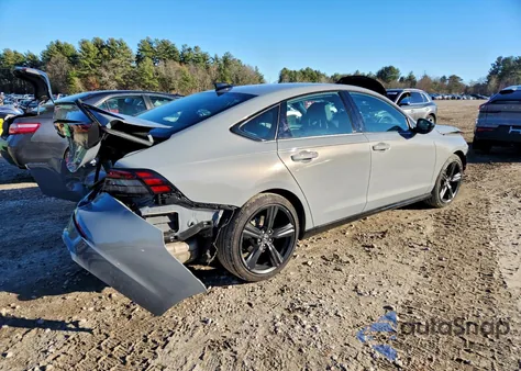 2025 Honda Accord Hybrid Sport-L z USA, uszkodzony, nr VIN 1HGCY2F70SA018602
